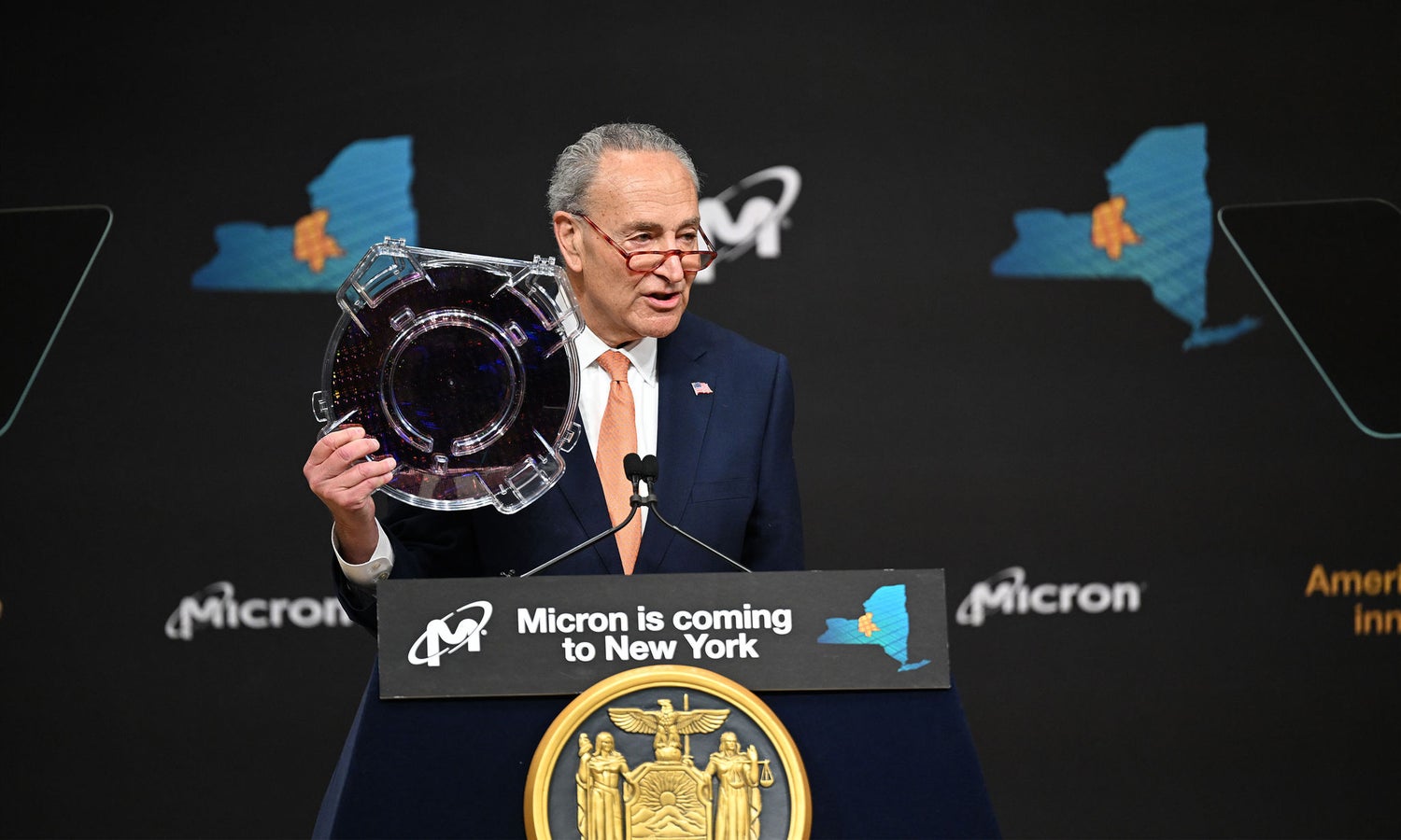 Photo 18 from the New York signing event